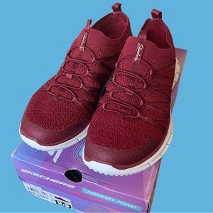 Skechers 9.5 Red Tuneful with Memory Foam